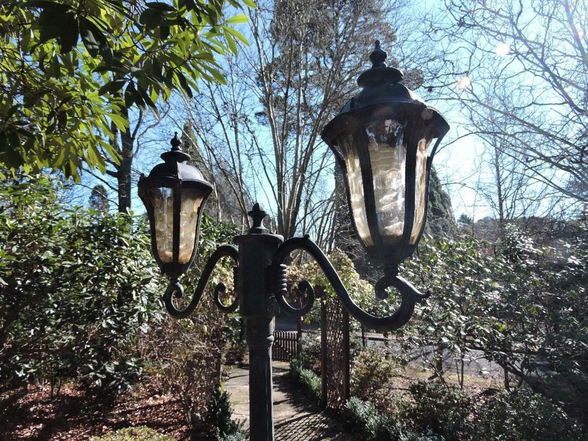 Kubba Roonga Guesthouse - Boutique Luxury Spa Retreat & Gardens - Blue Mountains Blackheath Exterior photo